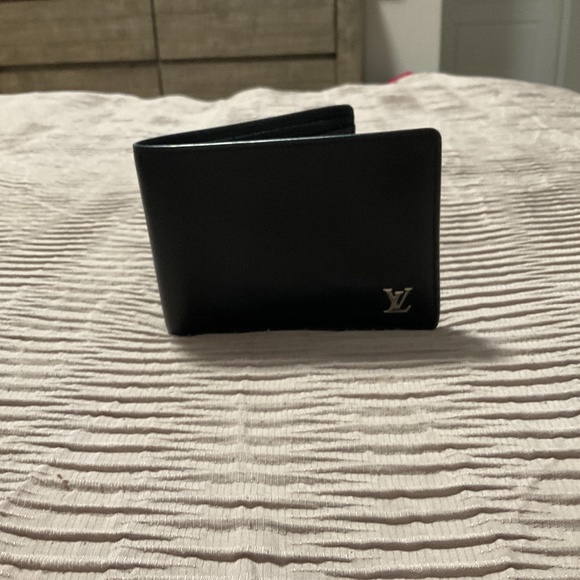 Louis Vuitton men’s wallet - Picture 1 of 1